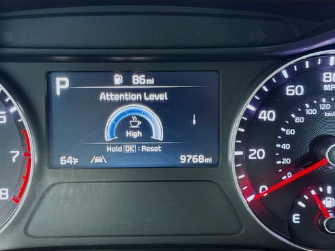 Used 2024 Kia Forte LXS w/ LXS Technology Package image 8