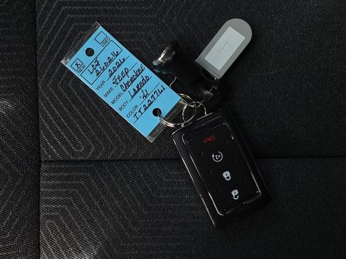 New 2026 Jeep Cherokee Laredo image 36