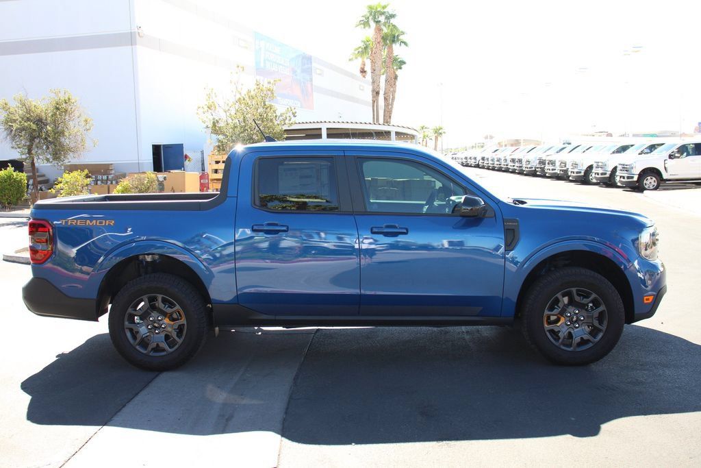 New 2024 Ford Maverick Tremor w/ Tremor Off-Road Package AWD/4WD image 7