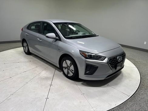 Used 2020 Hyundai Ioniq Blue FWD image 7