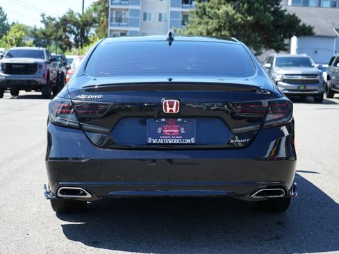 Used 2019 Honda Accord Sport image 4