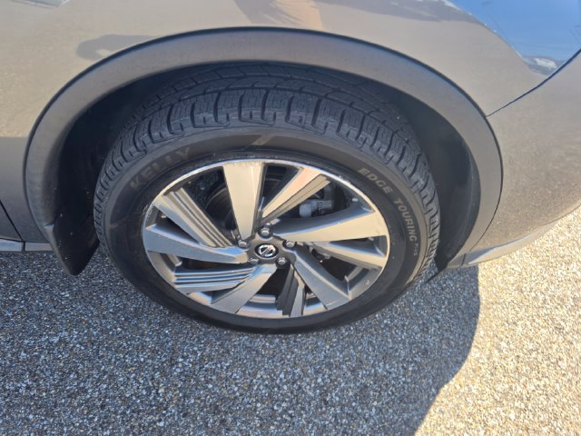 Used 2019 Nissan Murano SL w/ Cargo Package FWD image 12