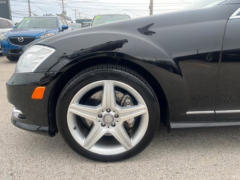 Used 2011 Mercedes-Benz S 550 4MATIC image 13