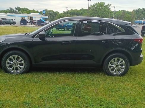 Used 2024 Ford Escape Active AWD/4WD image 4