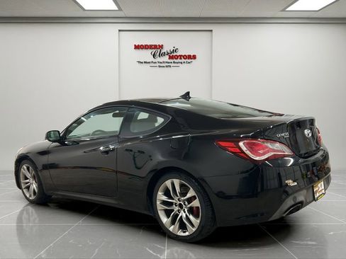 Used 2013 Hyundai Genesis 2.0T RWD image 5
