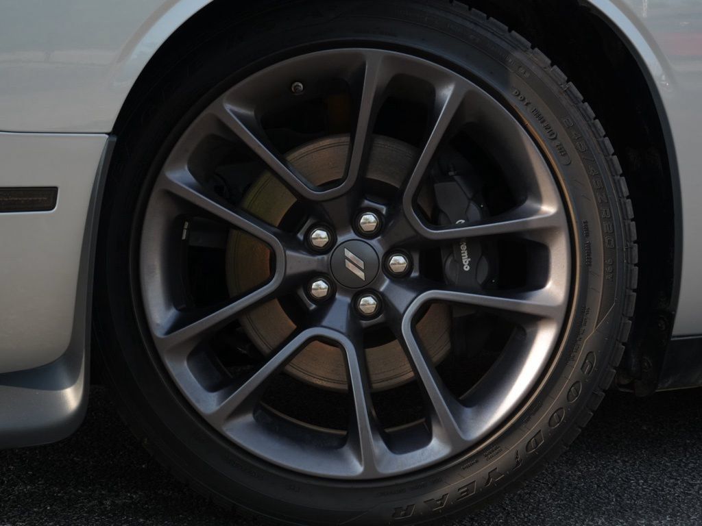 Used 2023 Dodge Challenger R/T Scat Pack RWD image 4