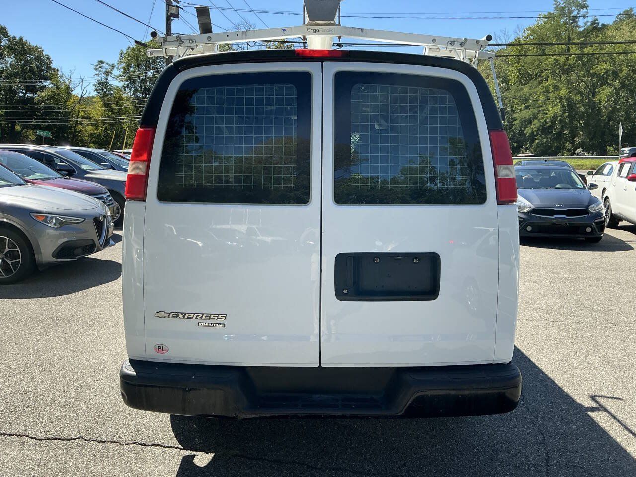Used 2014 Chevrolet Express 2500 RWD image 6