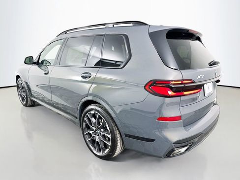 New 2026 BMW X7 xDrive40i w/ M Sport Package AWD/4WD image 7