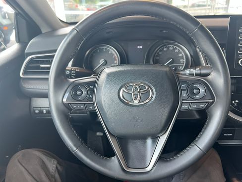 Used 2024 Toyota Camry SE image 23