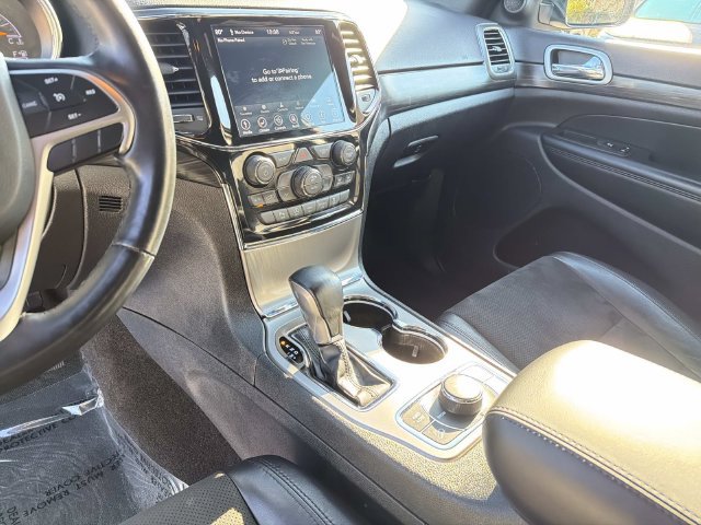 Used 2022 Jeep Grand Cherokee Laredo X AWD/4WD image 18