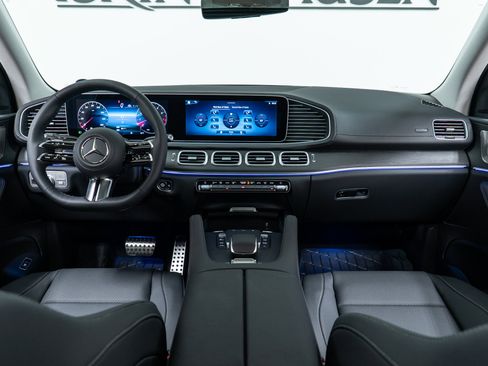 New 2026 Mercedes-Benz GLS 450 4MATIC image 15