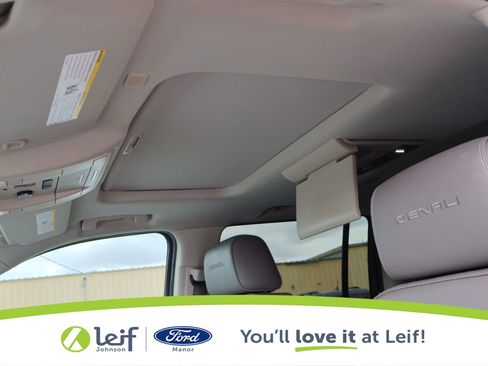 Used 2019 GMC Yukon XL Denali w/ Open Road Package image 14