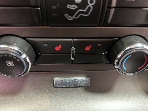 Used 2012 Ford Mustang GT Premium w/ Brembo Brake Pkg RWD image 17