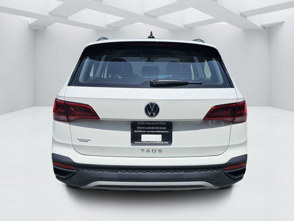 Used 2023 Volkswagen Taos S FWD image 4