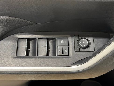 Used 2023 Toyota RAV4 XLE image 16