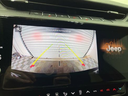 New 2026 Jeep Grand Cherokee Limited w/ Limited Altitude Package image 10