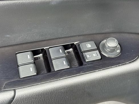 Used 2020 MAZDA CX-5 Touring image 22