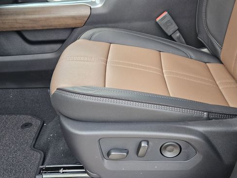 New 2026 Chevrolet Silverado 3500 High Country image 25