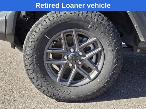 Used 2025 Jeep Wrangler Unlimited Sport AWD/4WD image 7