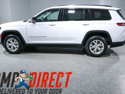 Used 2023 Jeep Grand Cherokee L Limited w/ Trailer Tow Group (B) AWD/4WD image 9