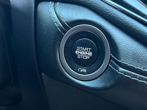 Used 2021 Dodge Durango SXT RWD image 30