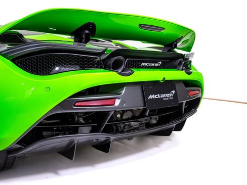 Used 2022 McLaren 720S Performance RWD image 14