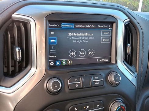 Used 2023 Chevrolet Silverado 3500 LT w/ Snow Plow Prep/Camper Package image 29