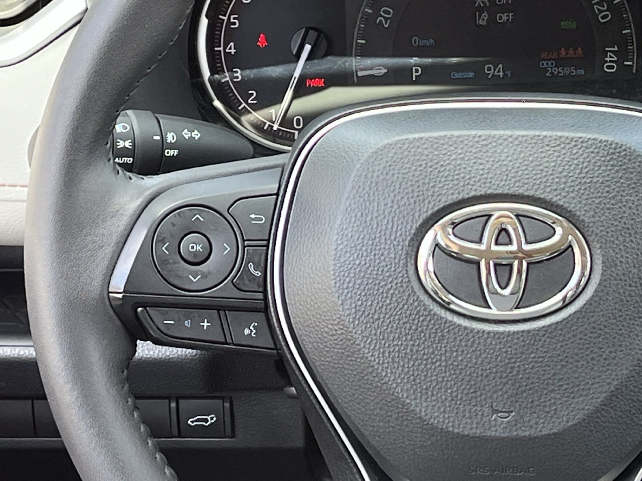Used 2025 Toyota RAV4 XLE Premium FWD image 12