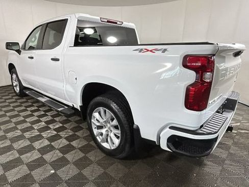 Used 2024 Chevrolet Silverado 1500 Custom AWD/4WD image 4