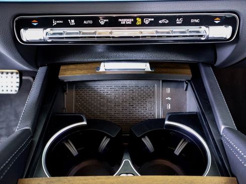 Used 2025 Mercedes-Benz GLS 450 4MATIC image 22