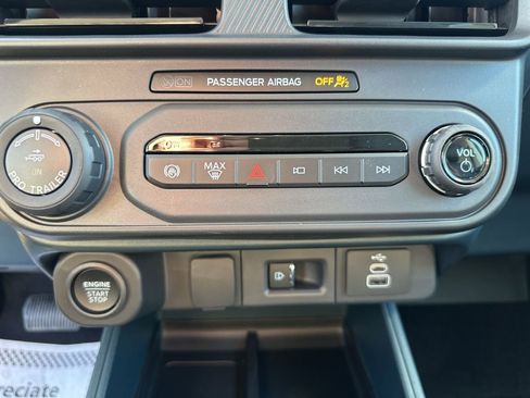 New 2026 Ford Maverick Lariat image 13