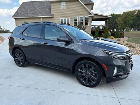 Used 2022 Chevrolet Equinox RS image 6