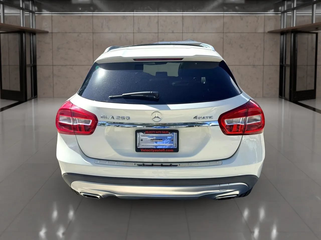 Used 2016 Mercedes-Benz GLA 250 4MATIC image 4