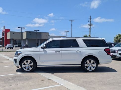 Used 2023 Ford Expedition Max Platinum AWD/4WD image 9