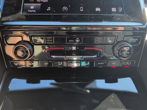 New 2025 Jeep Grand Cherokee L Altitude image 23