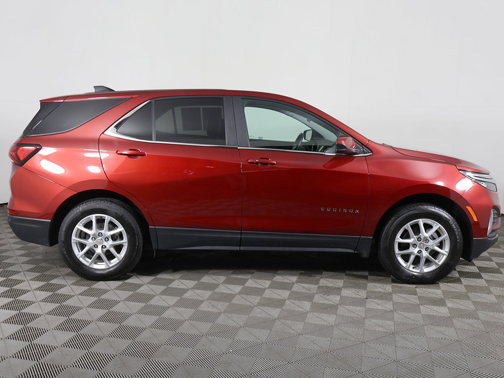 Used 2024 Chevrolet Equinox LT AWD/4WD image 17