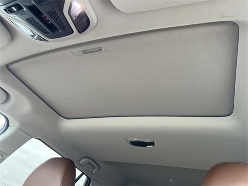 Certified 2021 Subaru Outback Touring w/ Popular Package #2 image 11