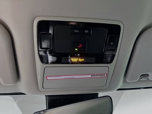 Used 2024 Toyota Grand Highlander FWD image 18
