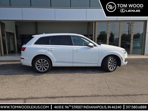 Used 2018 Audi Q7 3.0T Prestige w/ Prestige Package AWD/4WD image 1