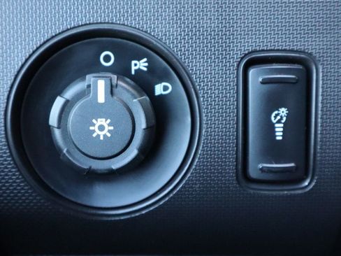 Used 2012 Ford F550 XL w/ Payload Upgrade Pkg image 33