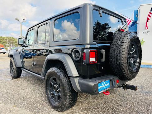 Used 2019 Jeep Wrangler Unlimited Sport image 24