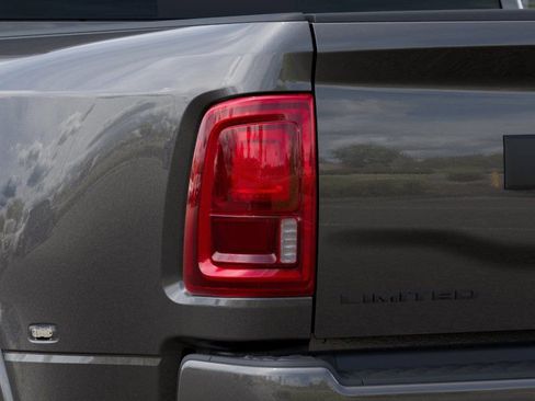 New 2026 RAM 3500 Limited AWD/4WD image 9
