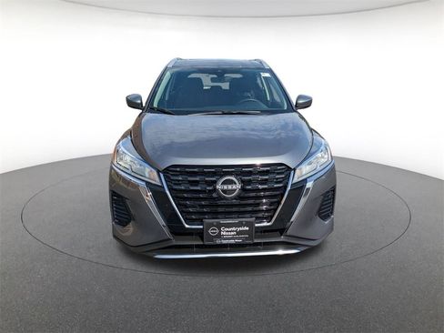 Used 2024 Nissan Kicks SV w/ Interior Electronics Package image 2