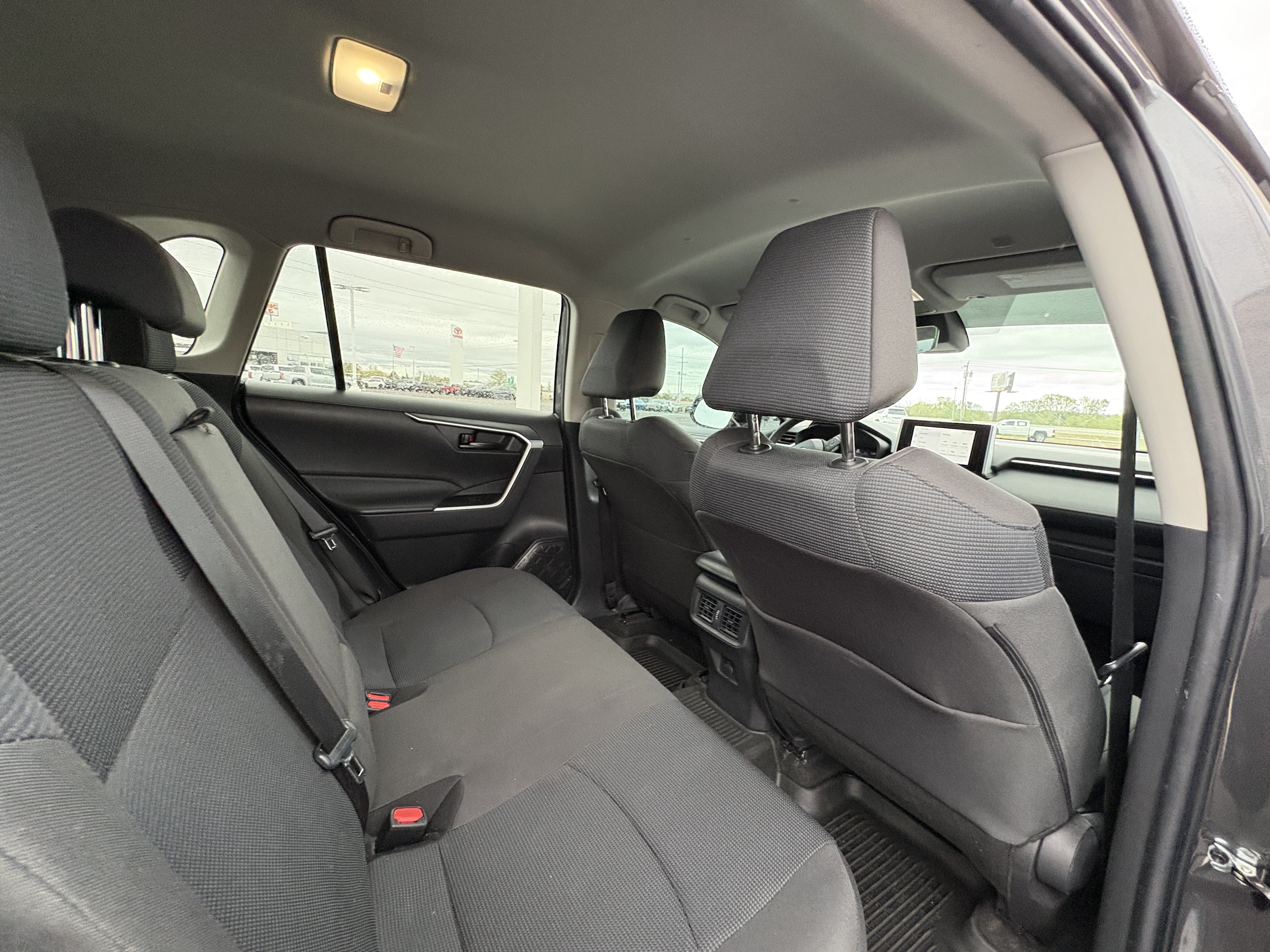 Used 2023 Toyota RAV4 LE FWD image 18