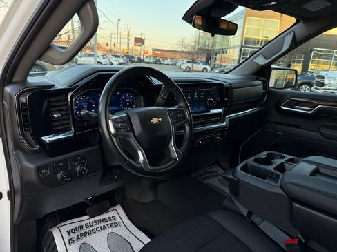 Used 2023 Chevrolet Silverado 1500 LT w/ Protection Package image 40