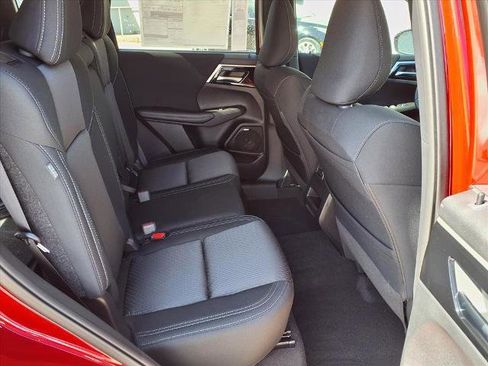 New 2026 Mitsubishi Outlander ES FWD image 10