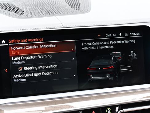 Certified 2023 BMW X6 xDrive40i w/ Parking Assistance Package image 18