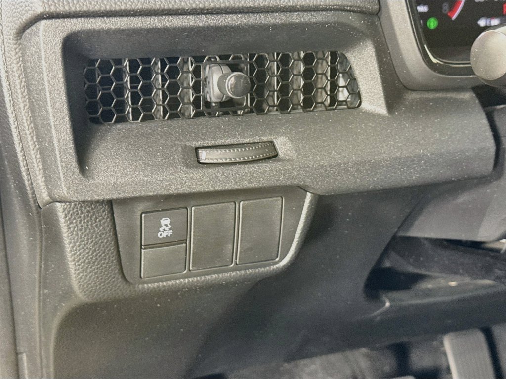 Used 2024 Honda CR-V EX image 10