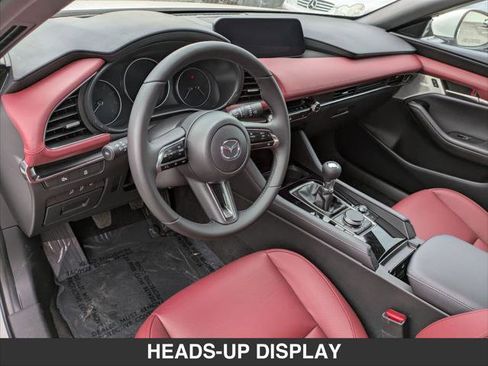 Used 2025 MAZDA MAZDA3 2.5 S Hatchback w/ Premium Pkg image 12