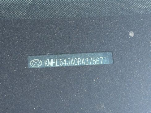 Used 2024 Hyundai Sonata SEL FWD image 2